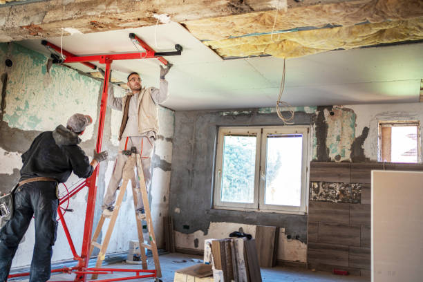 Best Commercial Insulation Contractor  in Menands, NY